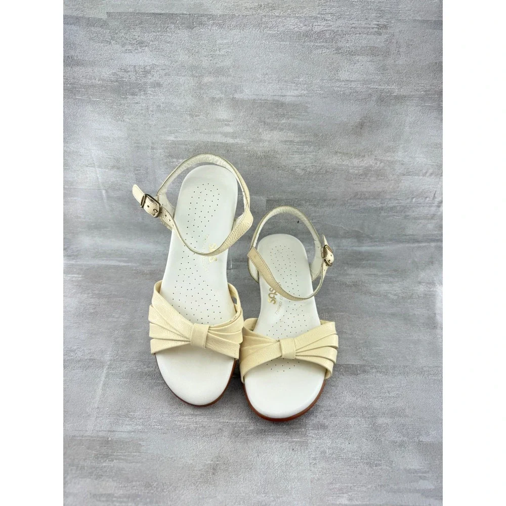 SAS Tripad Comfort Women Sz 6.5 M Cream Leather Wedge Sandals USA Bow Detail